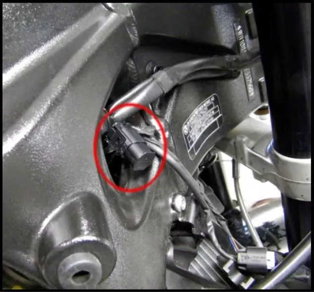 Anschlussplatz für BMW S1000RR GPS-Antenne