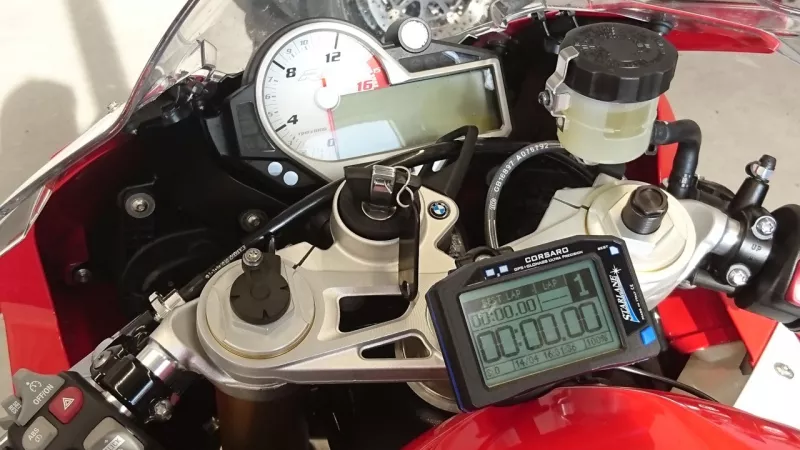 Laptimer mit perfekten Halter für Laptimer oder Camerasysteme